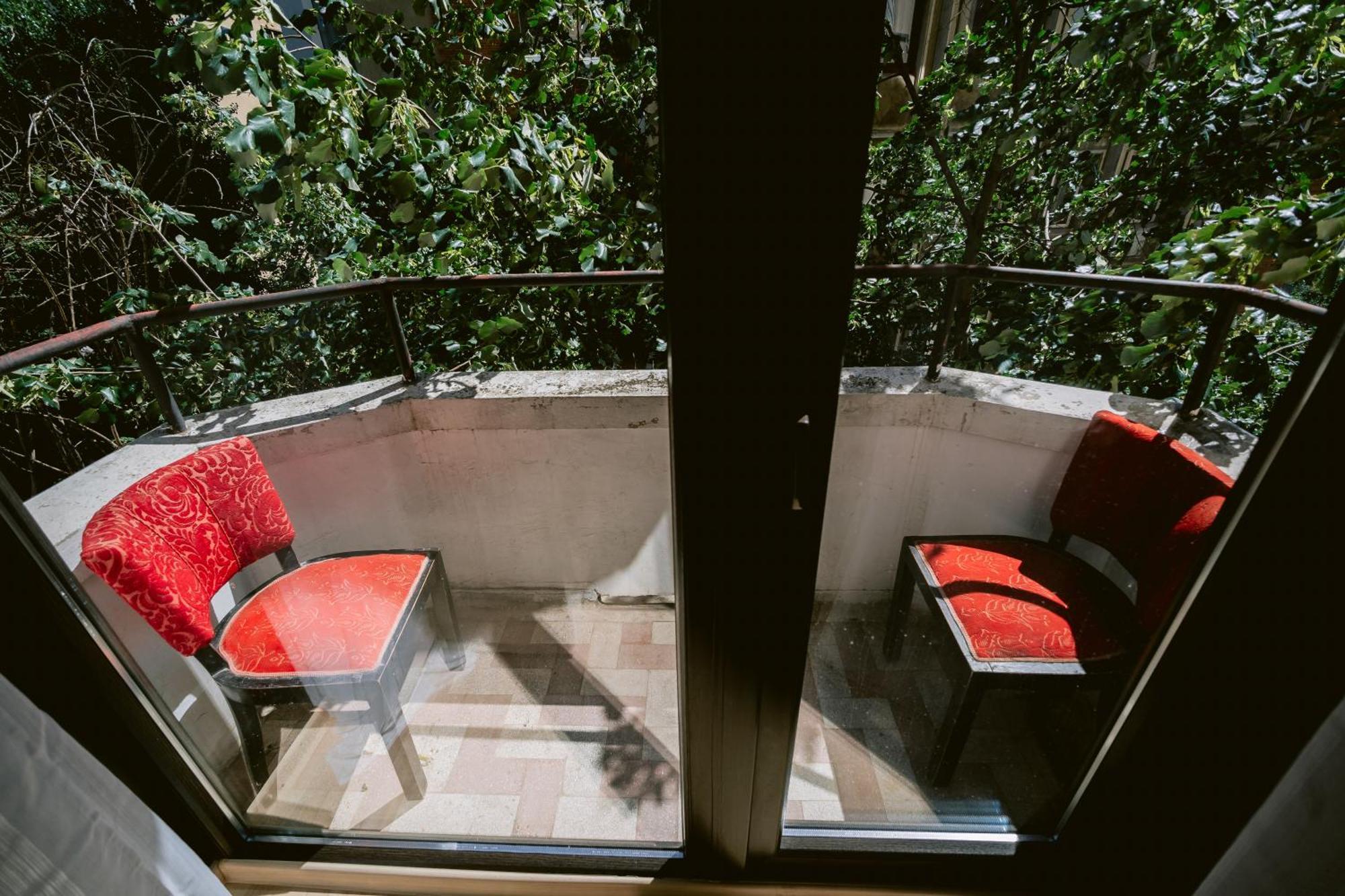 The Artist National Theatre Studio Bucarest Extérieur photo